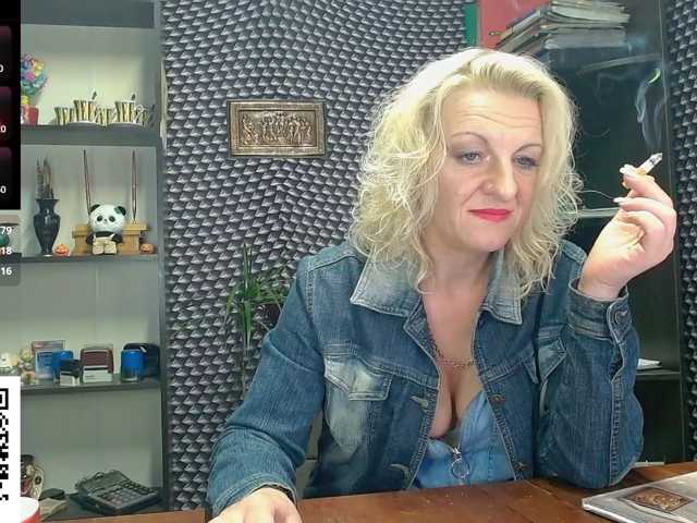 Nadin-slut live cam on BongaCams