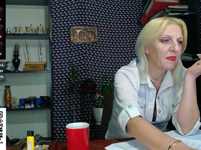 Nadin-slut live cam on BongaCams