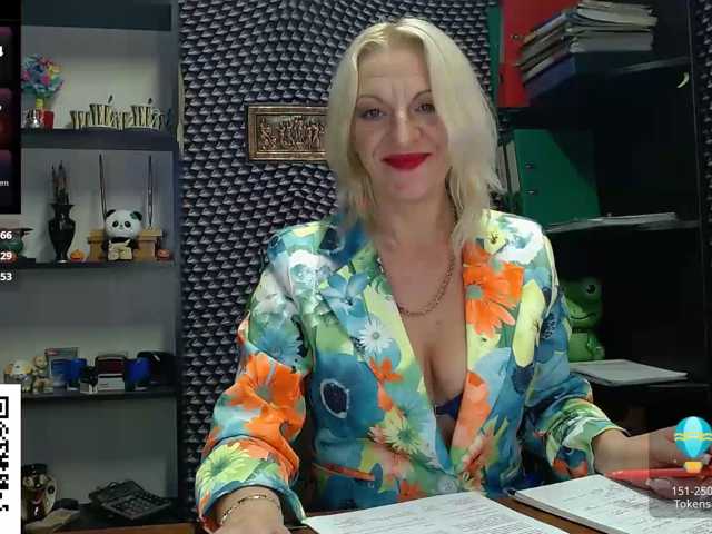 Nadin-slut live cam on BongaCams