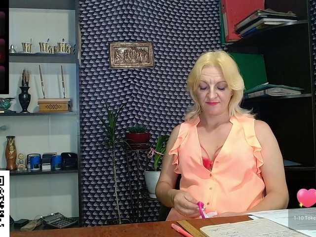 Nadin-slut live cam on BongaCams