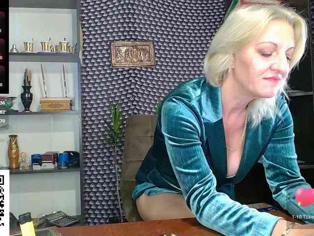 Nadin-slut Sex Cam Show