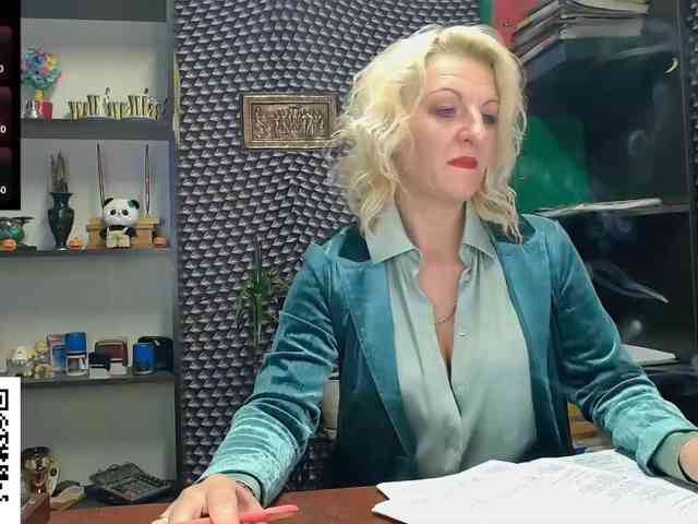 nadin-slut's live room