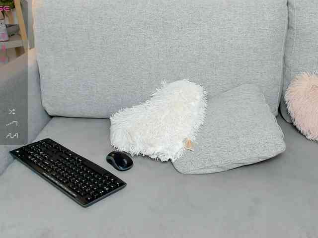 Modèle: goddessallyse