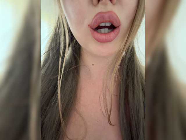 BABYVIK live cam on BongaCams