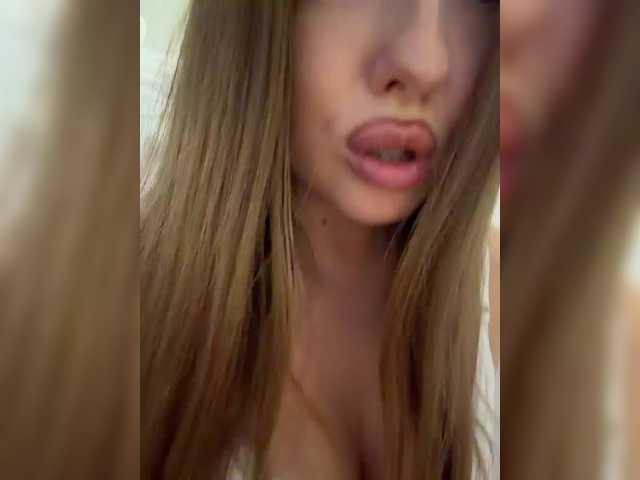 BABYVIK live cam on BongaCams