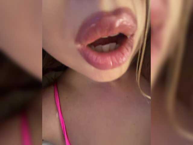 BABYVIK live cam on BongaCams