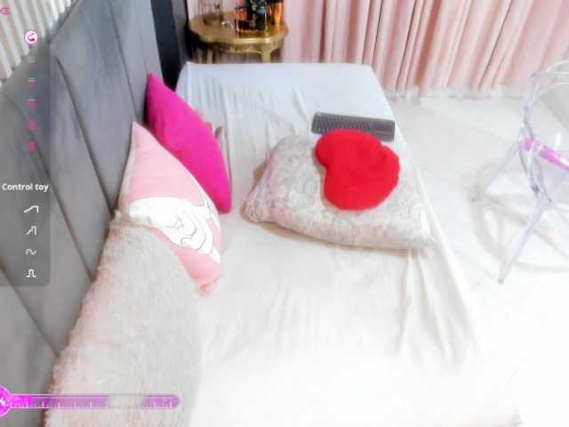 NathaliaBBW live cam preview