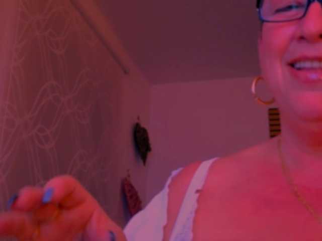 Connyat99 live cam preview