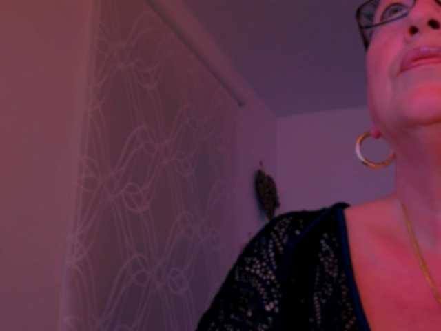 Connyat99 live cam preview