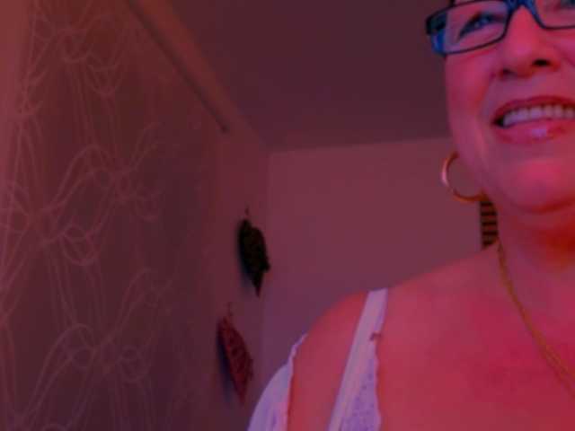 Connyat99 live cam preview