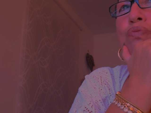 Connyat99 live cam