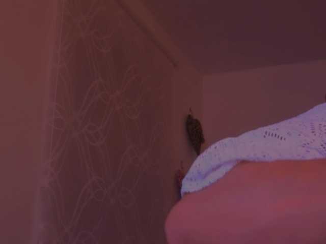 Connyat99 live cam