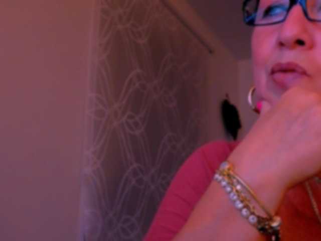 Connyat99 live webcam show