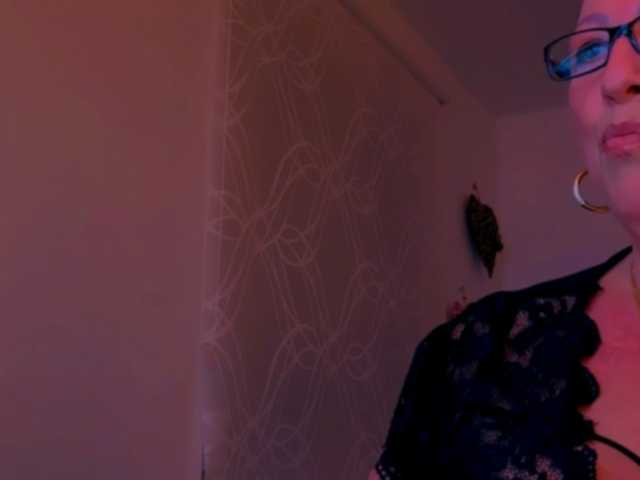 Connyat99 live cam preview