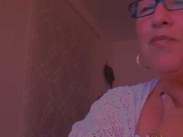 Connyat99 live cam