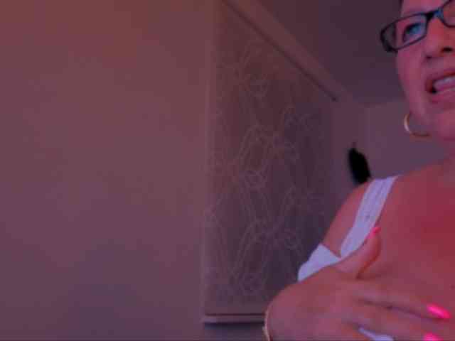 Connyat99 webcam