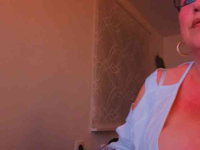 Connyat99 webcam