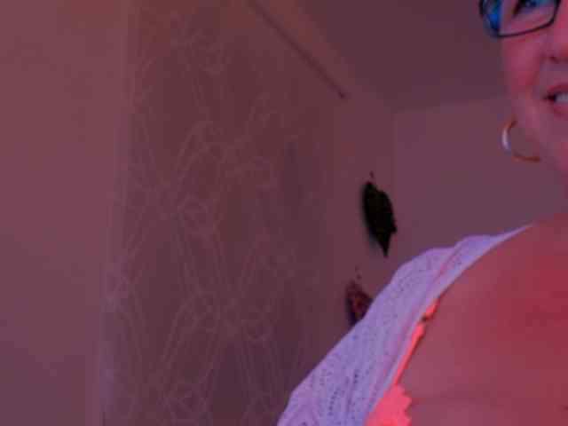 Connyat99 webcam