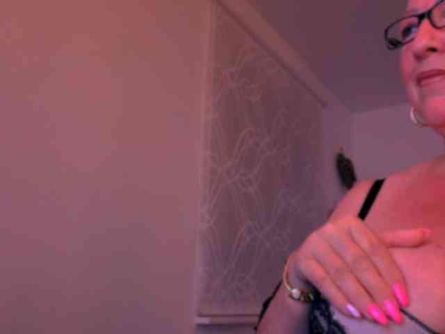 Connyat99 webcam