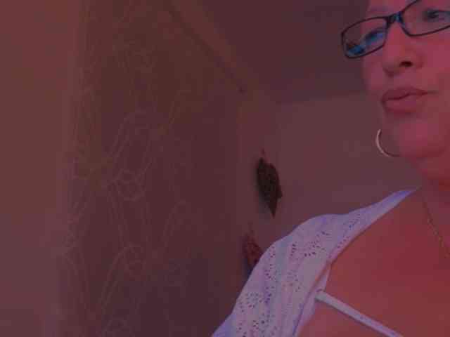 Connyat99 webcam