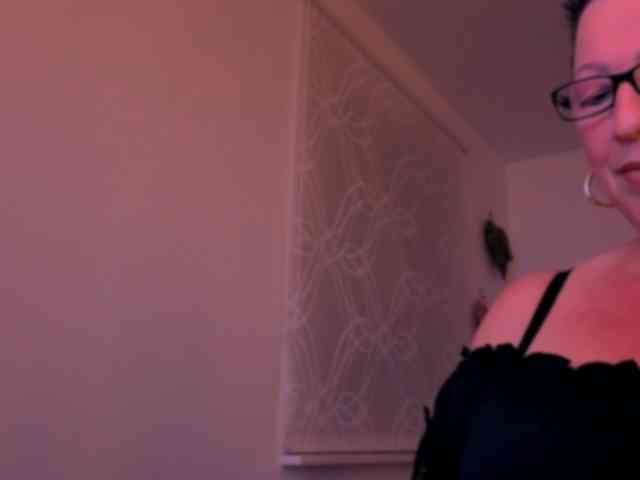 Connyat99 webcam