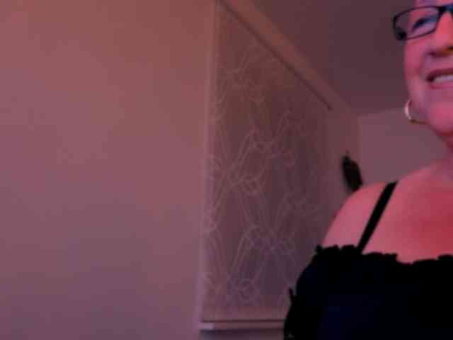 Connyat99 webcam