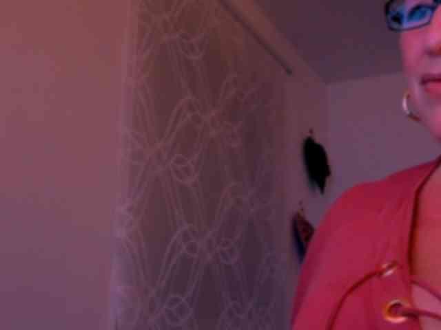 Connyat99 webcam