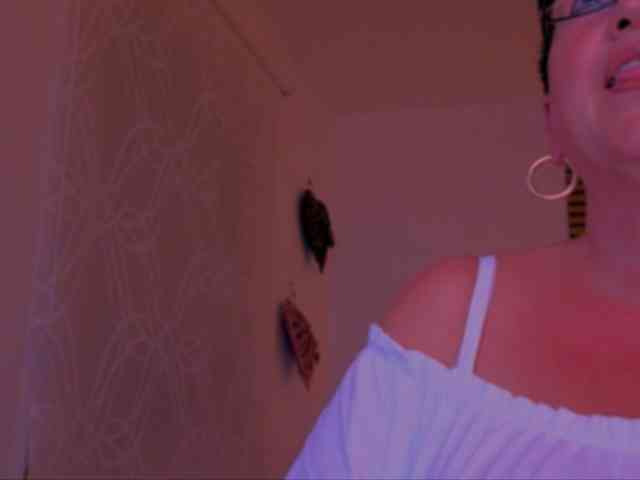 Connyat99 webcam