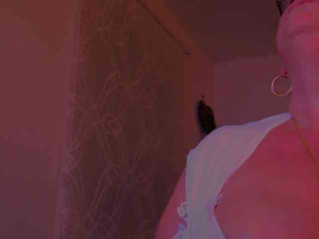 Connyat99 webcam