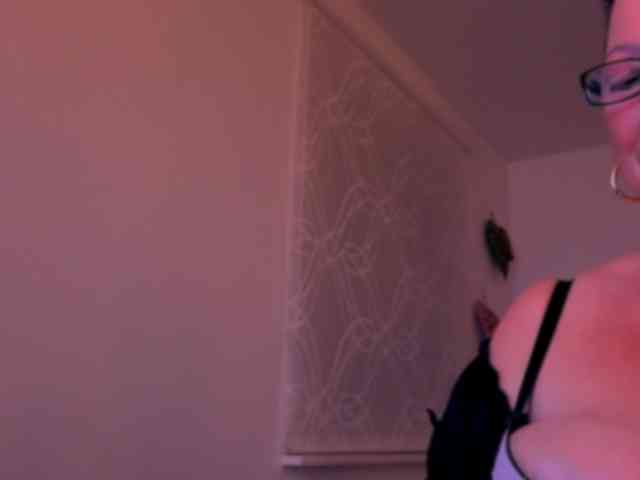 Connyat99 webcam