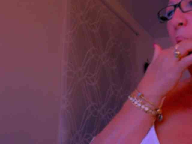 Connyat99 webcam