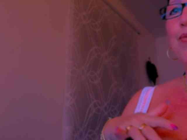 Connyat99 webcam