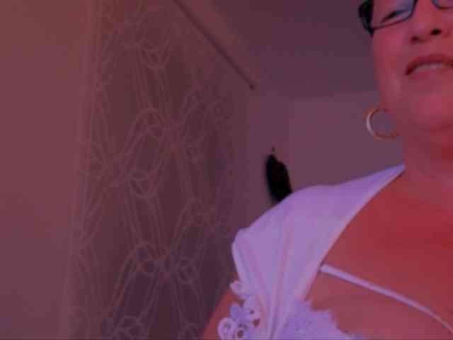 Connyat99 webcam