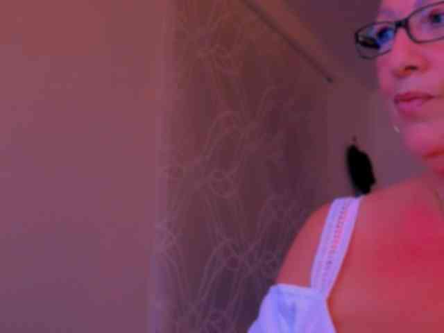 Connyat99 webcam