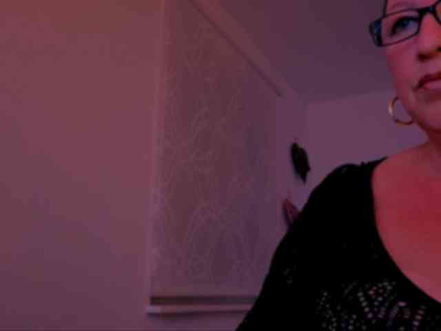 Connyat99 webcam