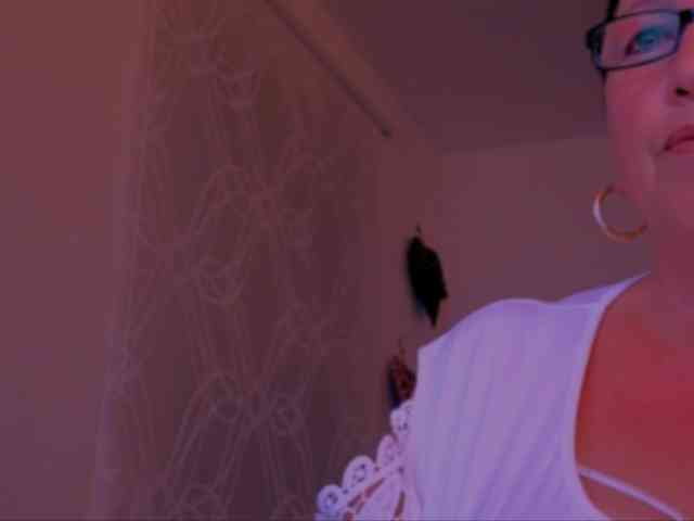 Connyat99 webcam