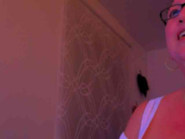 Connyat99 webcam