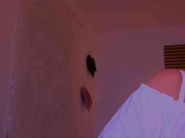 Connyat99 webcam