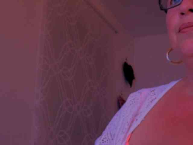 Connyat99 webcam