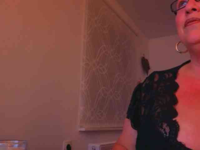 Connyat99 webcam