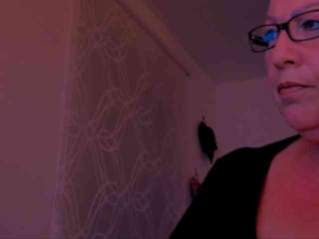 Connyat99 webcam