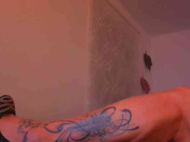 Connyat99 webcam
