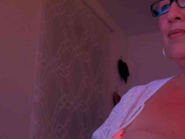 Connyat99 webcam