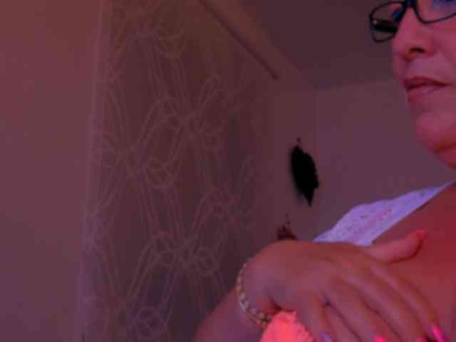 Connyat99 webcam