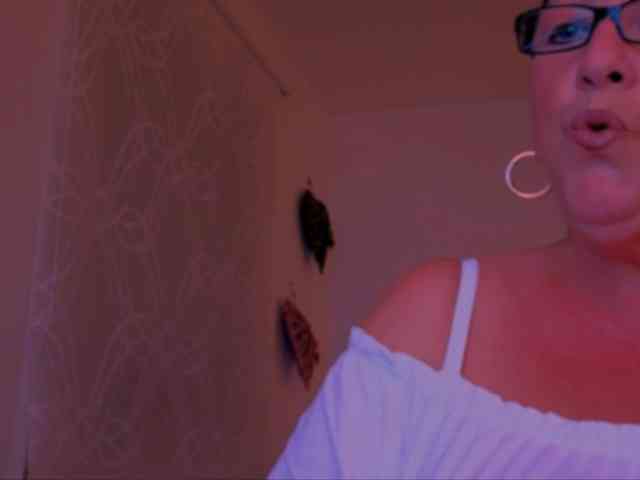 Connyat99 webcam
