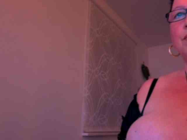 Connyat99 webcam