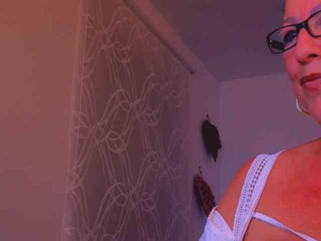 Connyat99 webcam