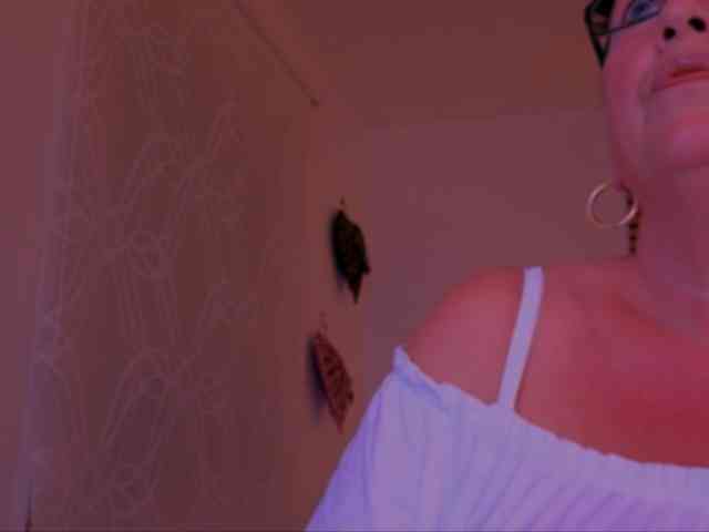 Connyat99 webcam