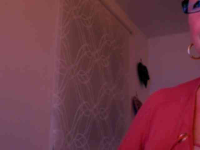 Connyat99 webcam