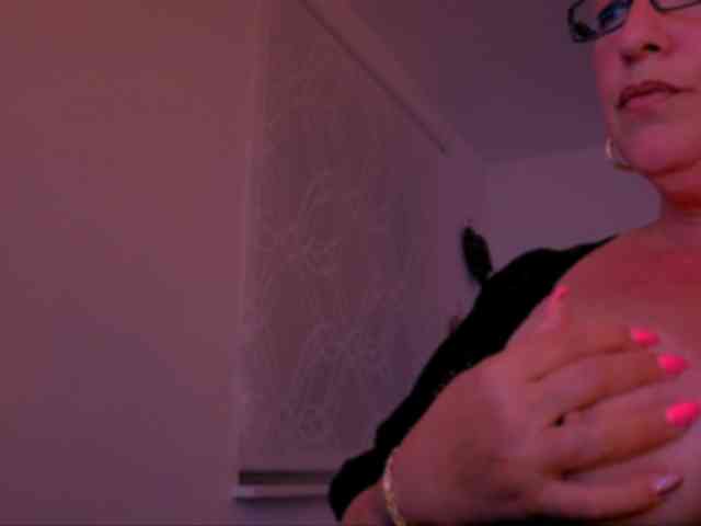 Connyat99 webcam
